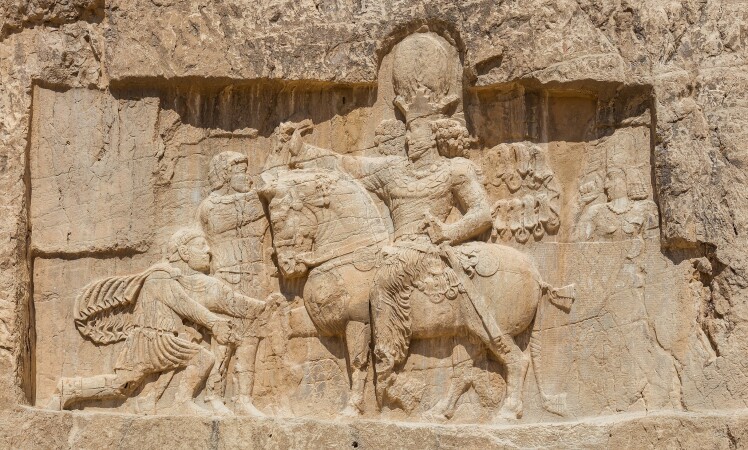 ساسانیان و سرکوب اندیشه‌ها، گشودن دروازه‌های سقوط