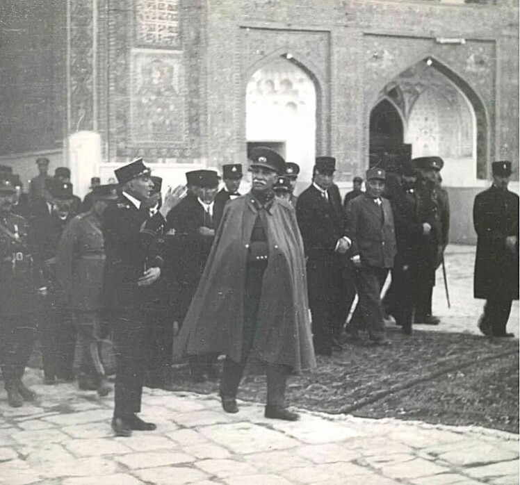 از مهمانان امام تا بیگانگان ناخوانده: تحولات سیاسی سفرهای زیارتی از جنوب آسیا به ایران در قرن بیستم